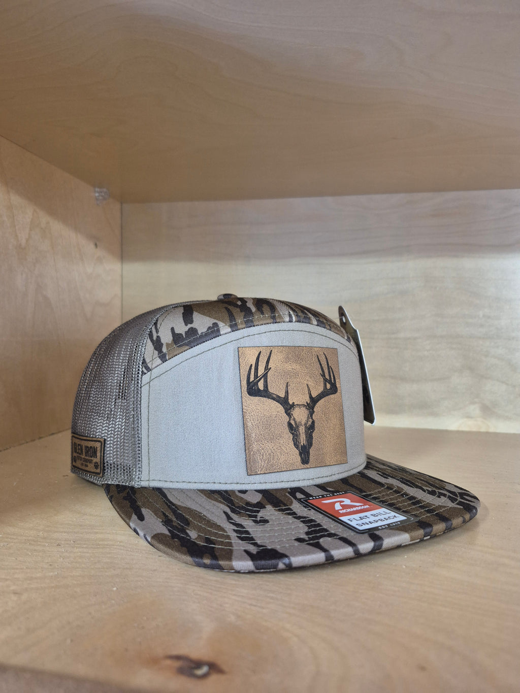 BUCK SKULL Richardson 7 Panel Bottomland